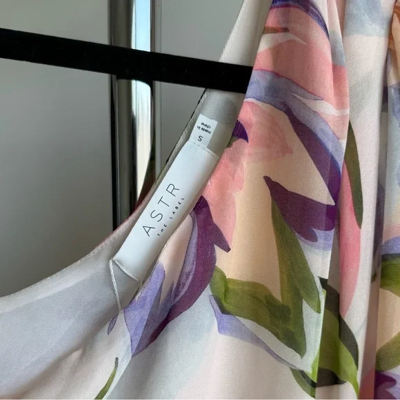 NWT ASTR The Label Sandersonia Pink Floral One Shoulder Dress Size Small - Picture 10 of 11